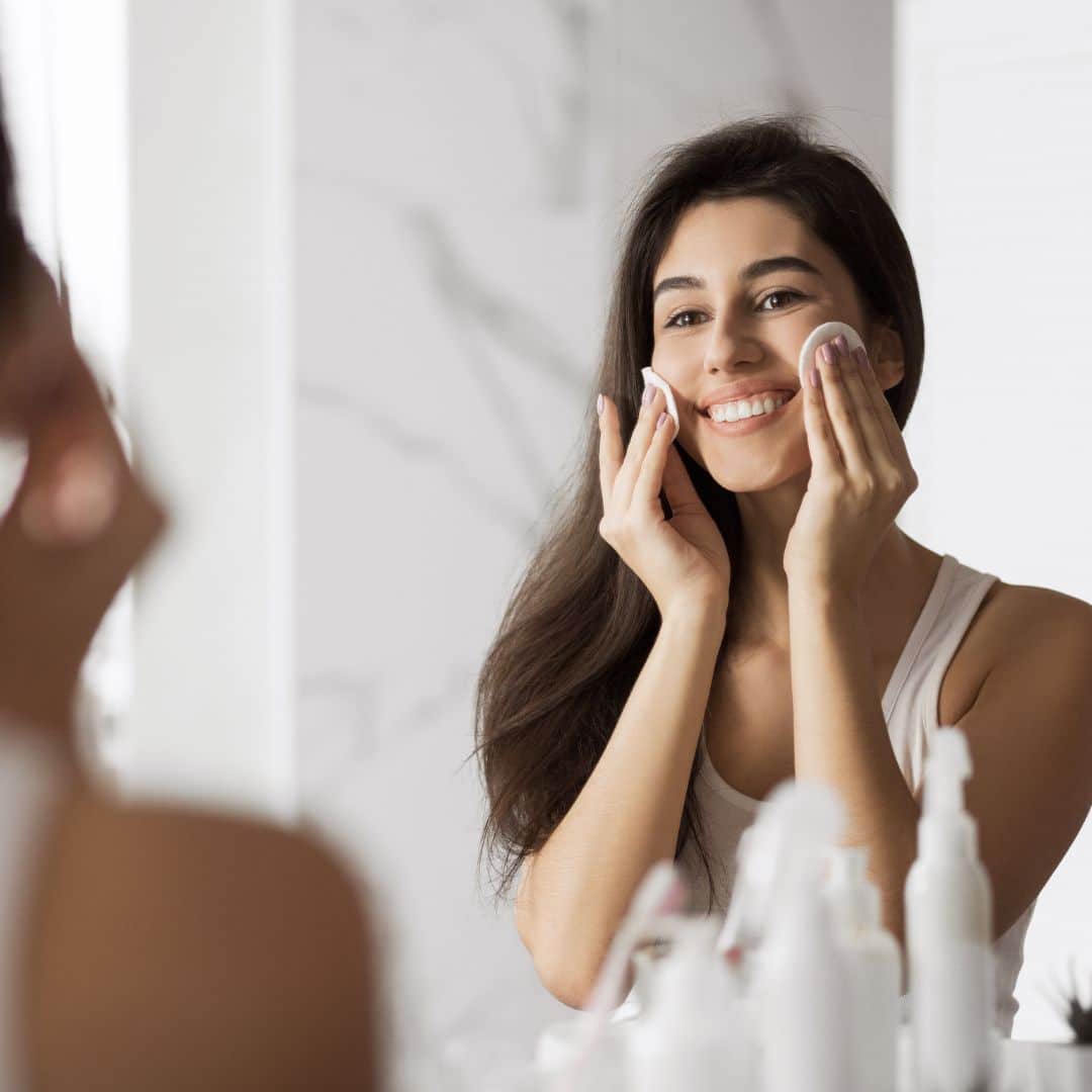 intégrer un bon démaquillant à sa routine